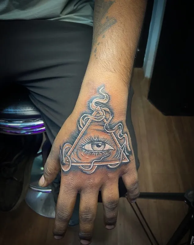 Veinink Tattoo Studio