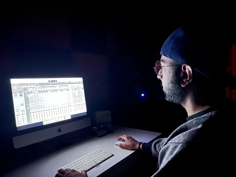 Yaman Beni Studios