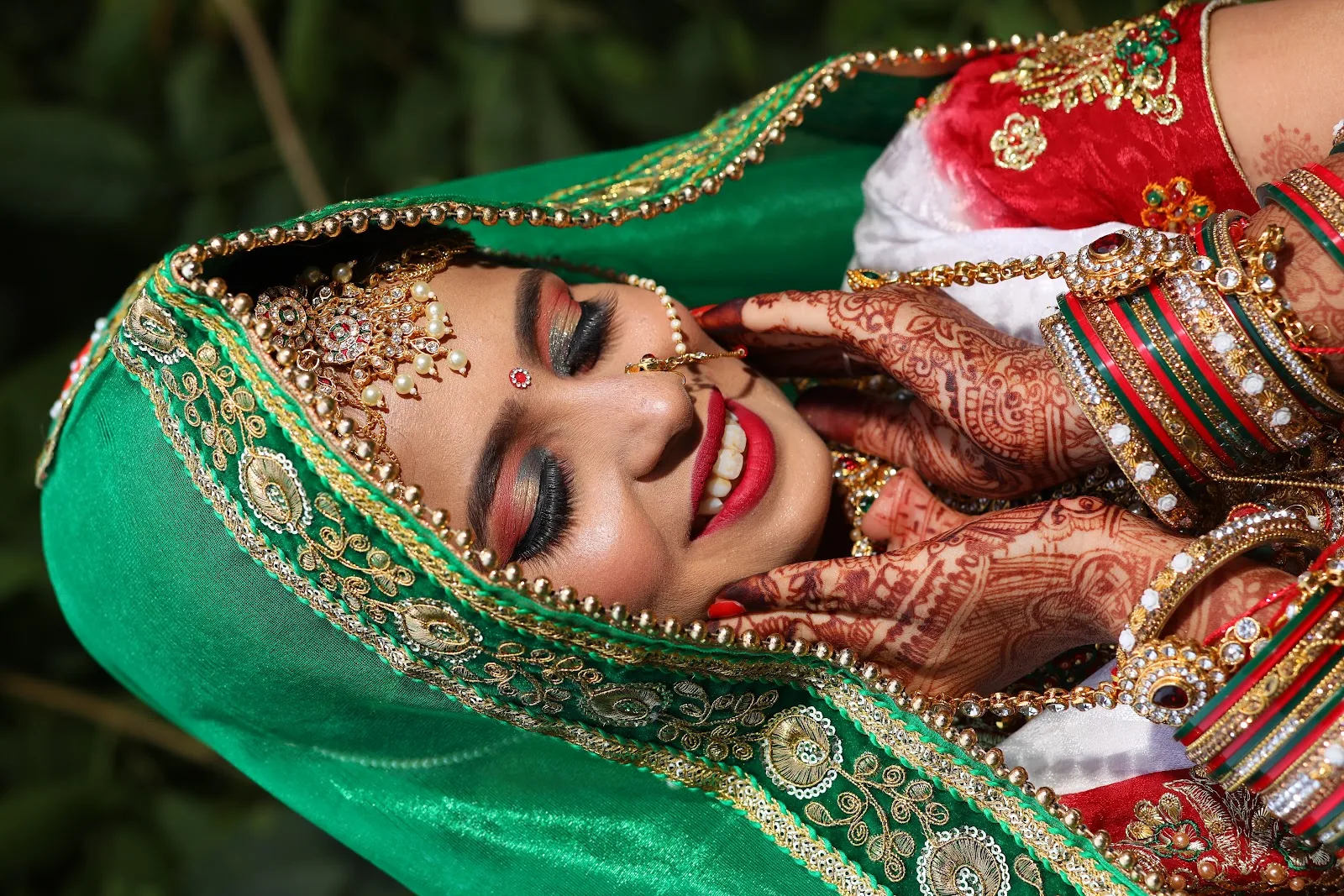 Happy Pictures - Best Wedding Photographer in Surat