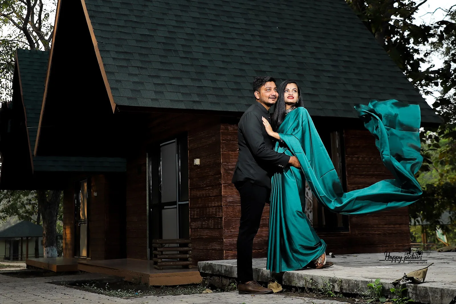 Happy Pictures - Best Wedding Photographer in Surat