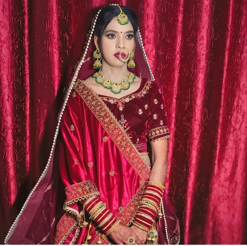 Beauty Garden Makeup Studio&Salon-Near me salon-Best Salon in hariharpur Lucknow-Best Makeup artist in Lucknow-Salon nilmatha