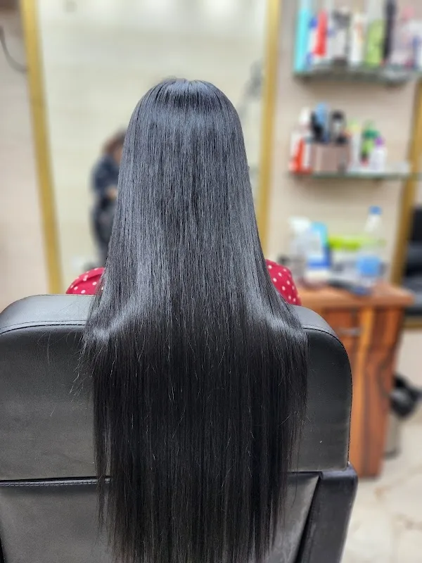 Beauty studio by Monica & Academy