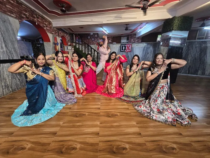 DX Dance Xtreme - Dance Academy In Pitampura Near me-Best Wedding Choreographer Delhi-Aerobics Zumba