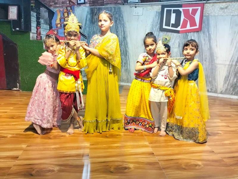 DX Dance Xtreme - Dance Academy In Pitampura Near me-Best Wedding Choreographer Delhi-Aerobics Zumba