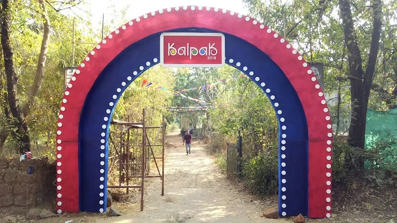 B. S. Bandekar College Of Fine Art (Applied Art)