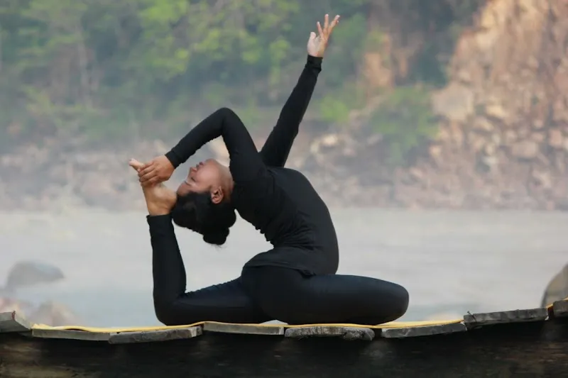 Yoga By SuRavi - Yoga Classes at Home in Mumbai | Expert Yoga Trainers at Home