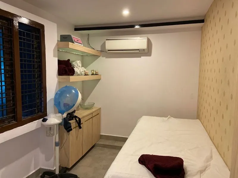 Manea The Salon - Beeramguda