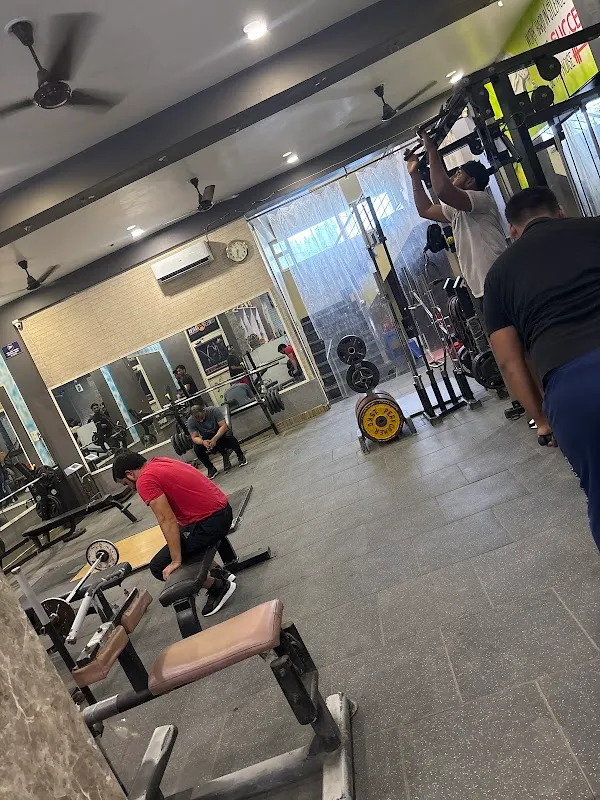 AR FITNESS ARENA (UNISEX GYM) BAKHTAWARPUR