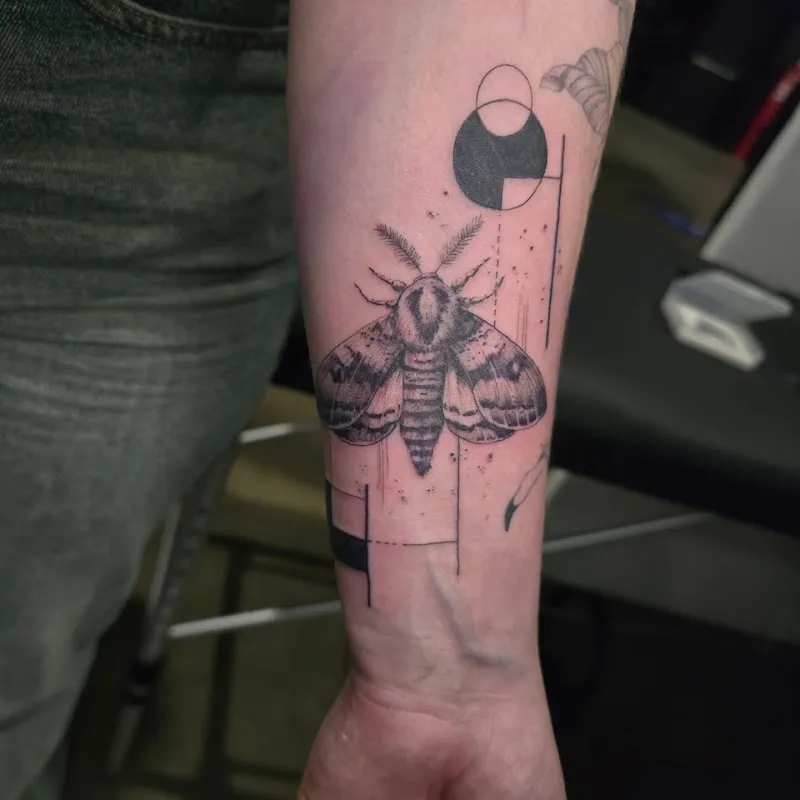Zim ink’s Tattoo Piercing