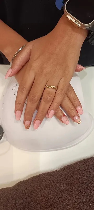 Ak glamour salon