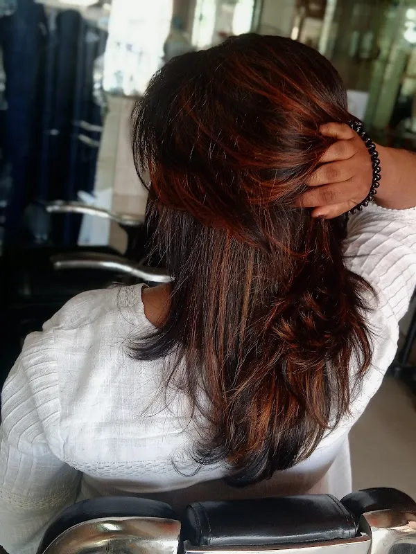 gvr salons