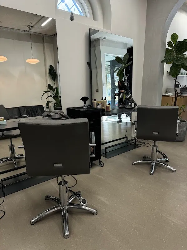 KONTUR SALON