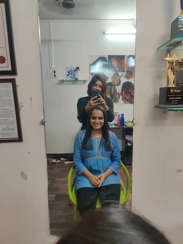 Sonia Hair Studio