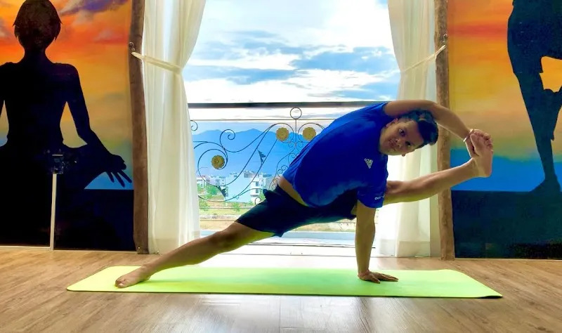 Real Yoga Kolkata