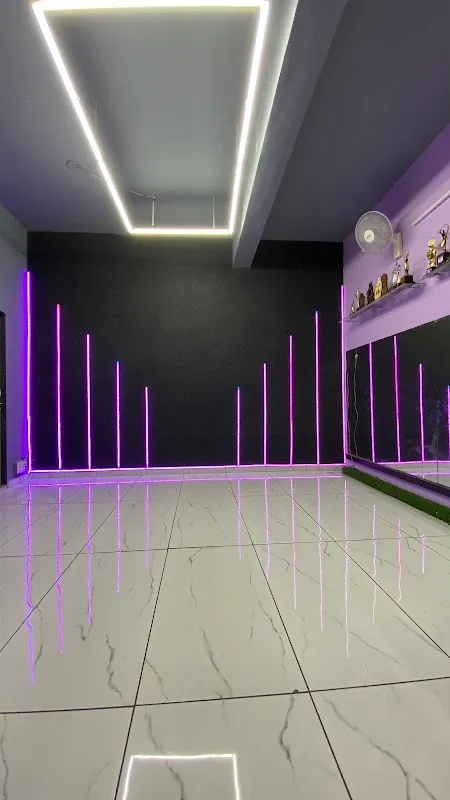 King of Dance Studio
