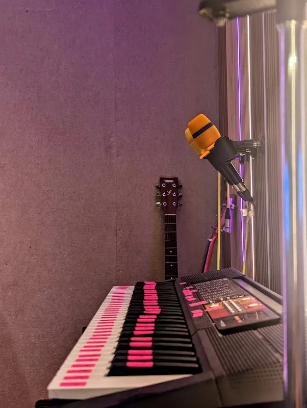 Echowave Acoustic Studio & Academy