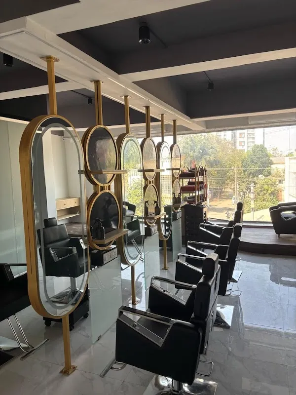 New Looks Unisex salon
