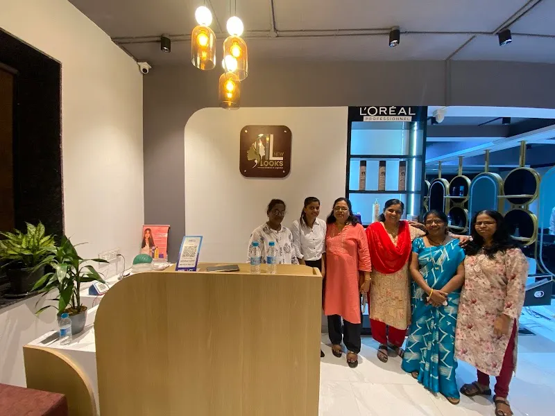 New Looks Unisex salon