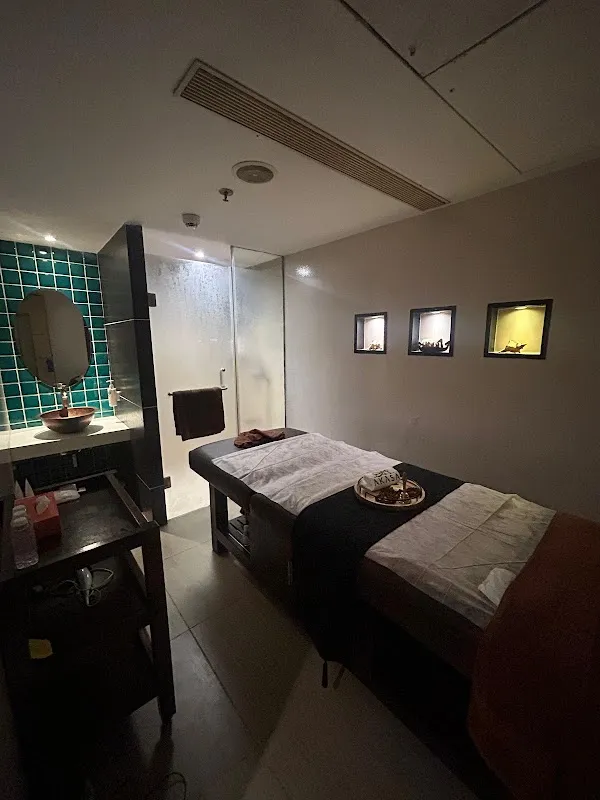 Akasa Spa at Country Inn & Suites by Radisson | Luxury Spa in Navi Mumbai, Kopar Khairane, Ghansoli, Mahape