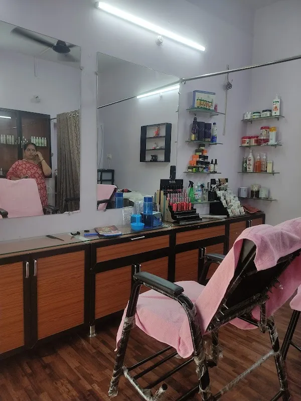 Bhavitha beauty parlour and training centre