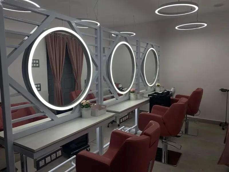 MYSAA Salon De Studio