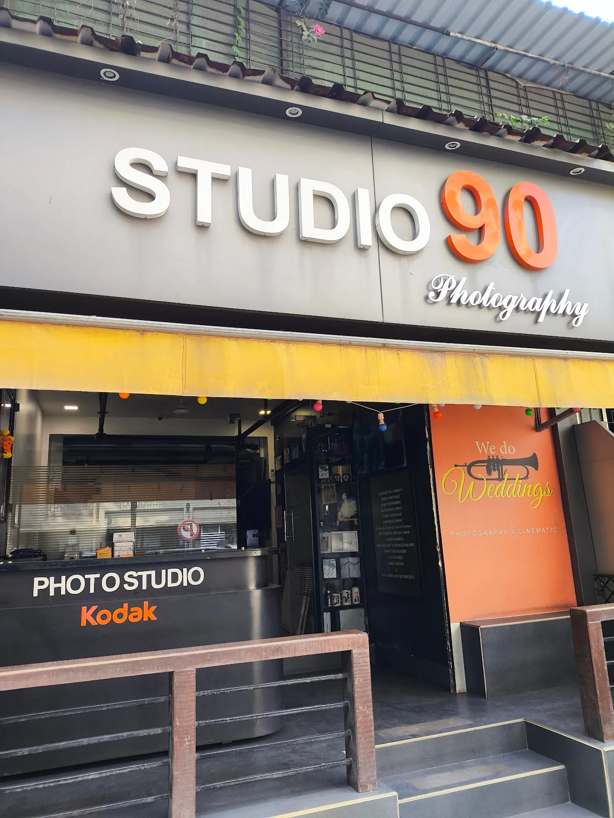 Studio 90