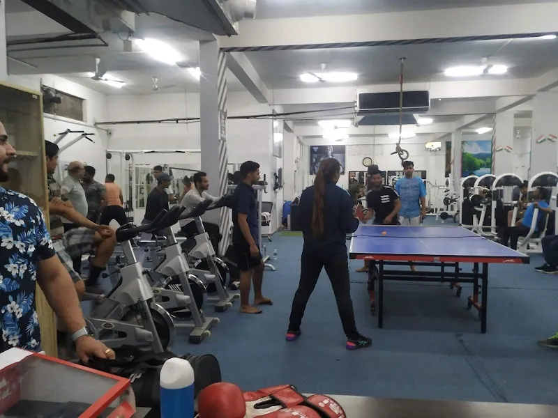 FITNESS FOREVER GYM