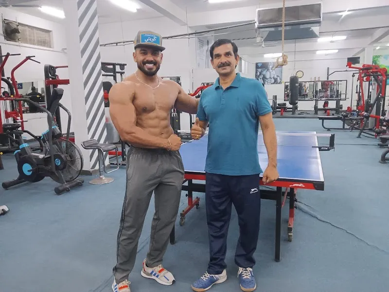 FITNESS FOREVER GYM