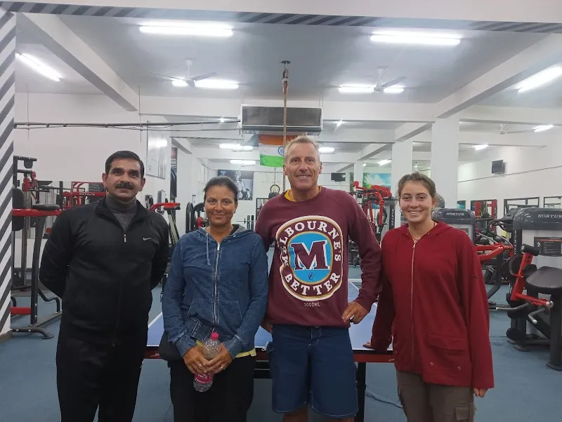 FITNESS FOREVER GYM