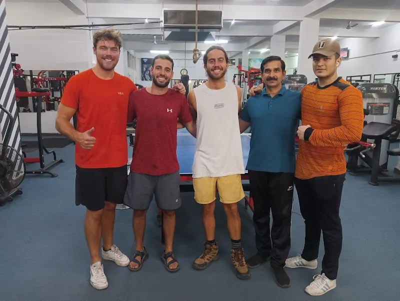 FITNESS FOREVER GYM