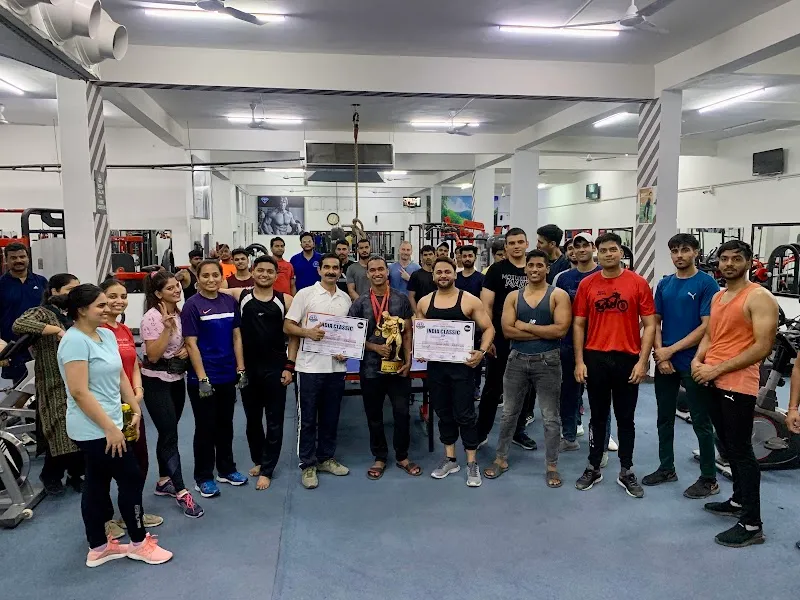 FITNESS FOREVER GYM