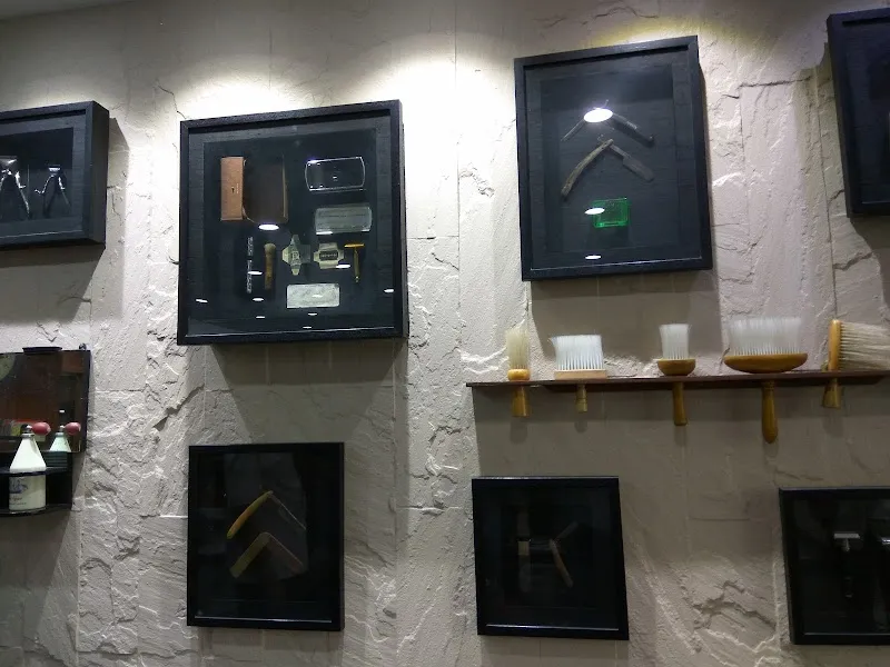 Air-Cool Hair Cutting Salon