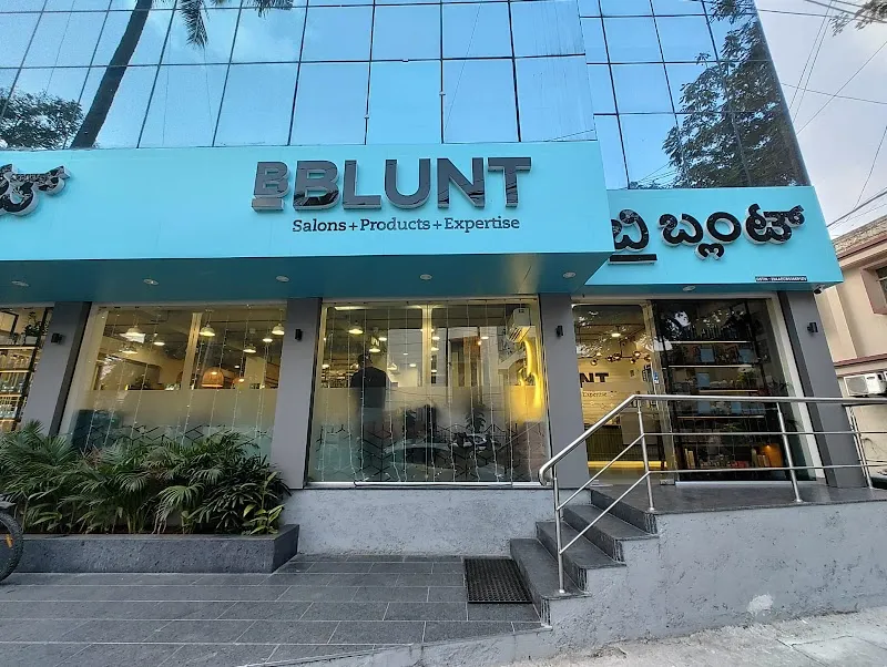 BBLUNT Salon - Halasuru, Bengaluru