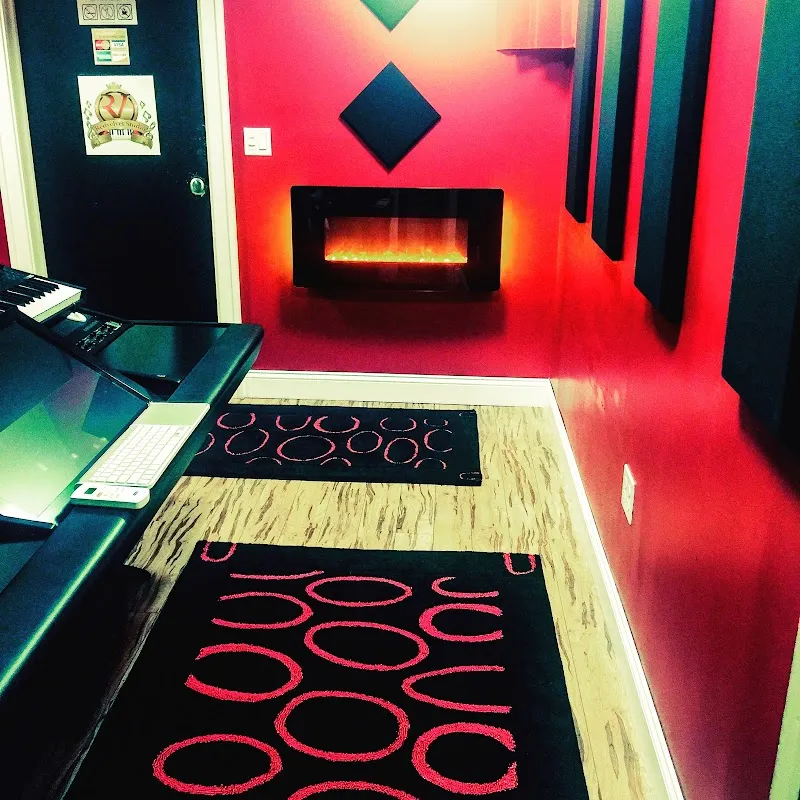 Redvelvet Music Studio