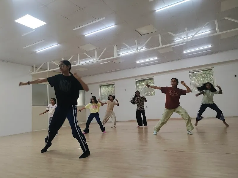 One Move Studio
