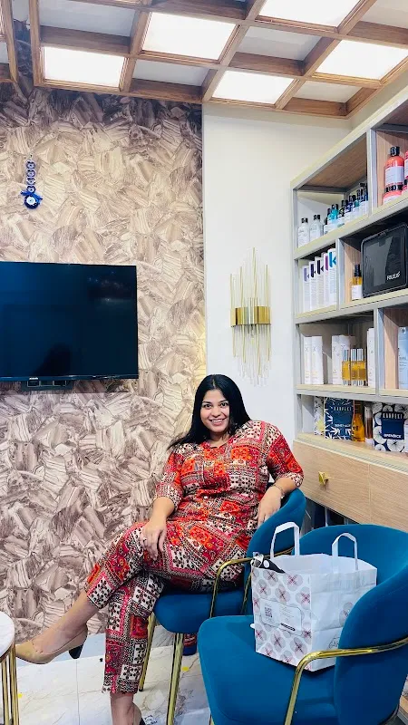 Reema Malhotra Unisex Salon - Lajpat Nagar