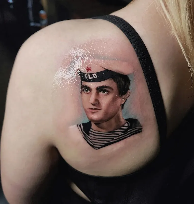 Dark House Tattoo Tirana