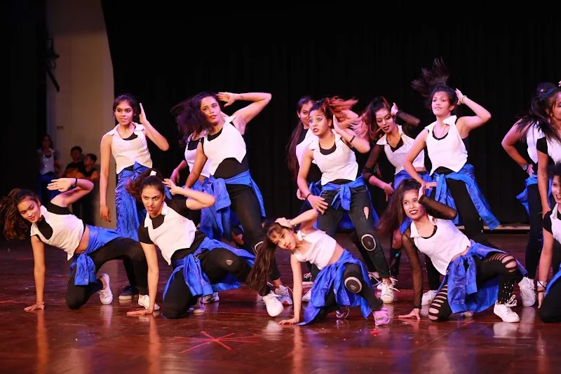 STEP UP AND DANCE ACADEMY