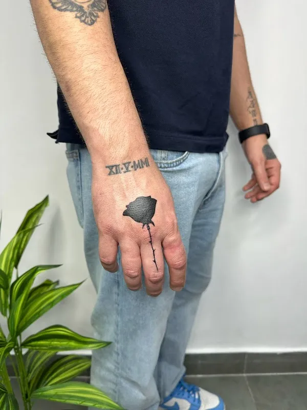 Moon Tattoos & Piercings - Best Female Tattoo Artist In Delhi