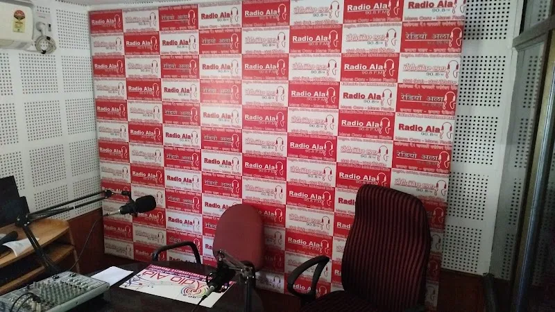 RADIO ALA 90.8 F.M STUDIO (Annex)
