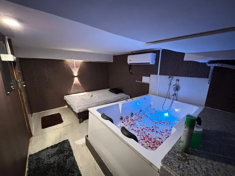 B'DESI THE SPA
