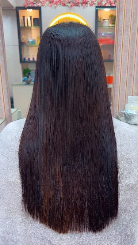Crystal Beauty Salon