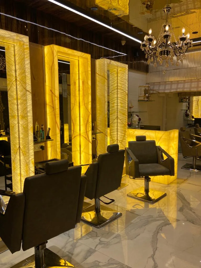 Simone Salon, Spa & Academy