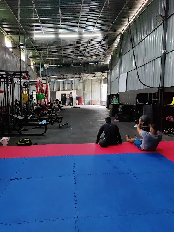 LIGHTHOUSE FITNESS