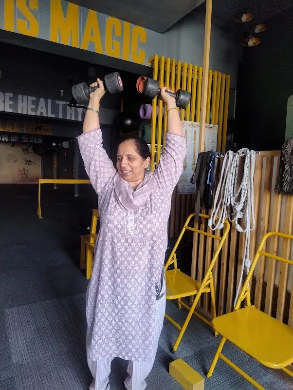 Nirogya stretching & power yoga studio