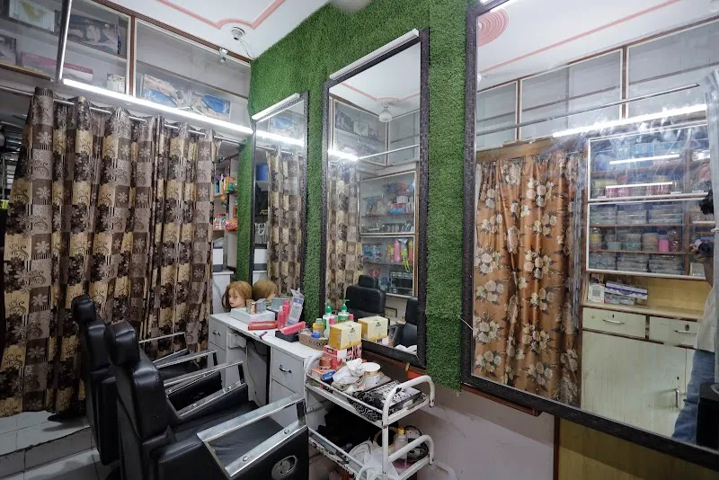 Poonam Salon