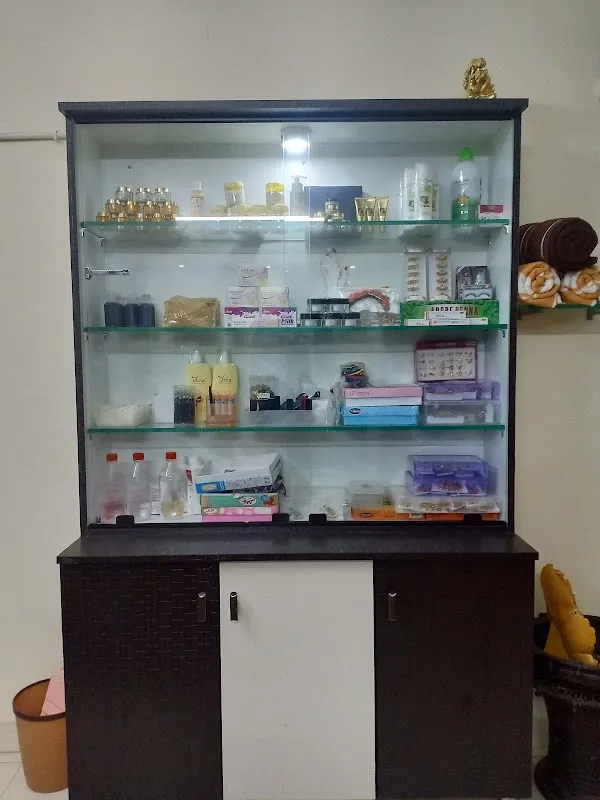 Sri Queens Spa , Beauty Clinic & Training centre