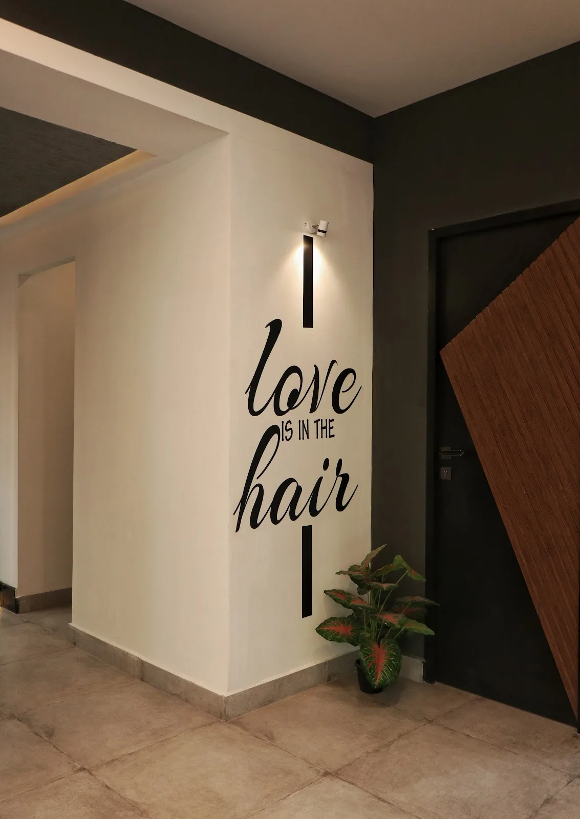 Madan's Makeover Luxury Salon