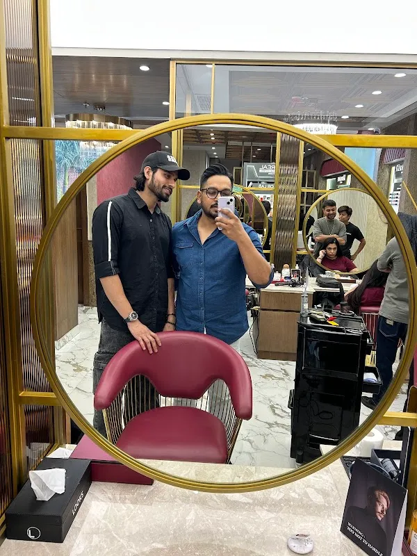 Looks Salon, N block, GK1