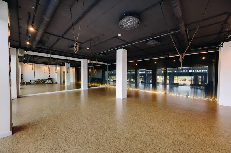 Студия йоги INSIDE Yoga Club
